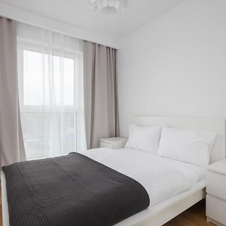 Aurora Prime Apartment Варшава Екстериор снимка