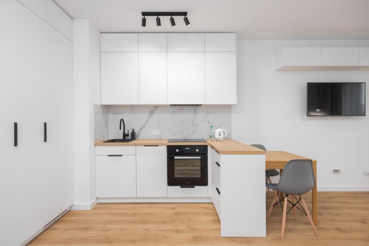 Aurora Prime Apartment Варшава Екстериор снимка