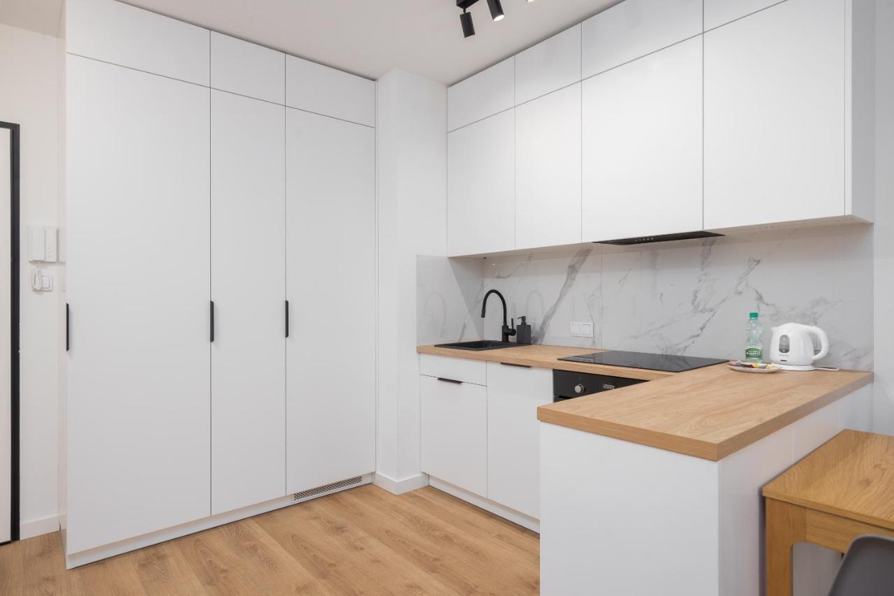 Aurora Prime Apartment Варшава Екстериор снимка