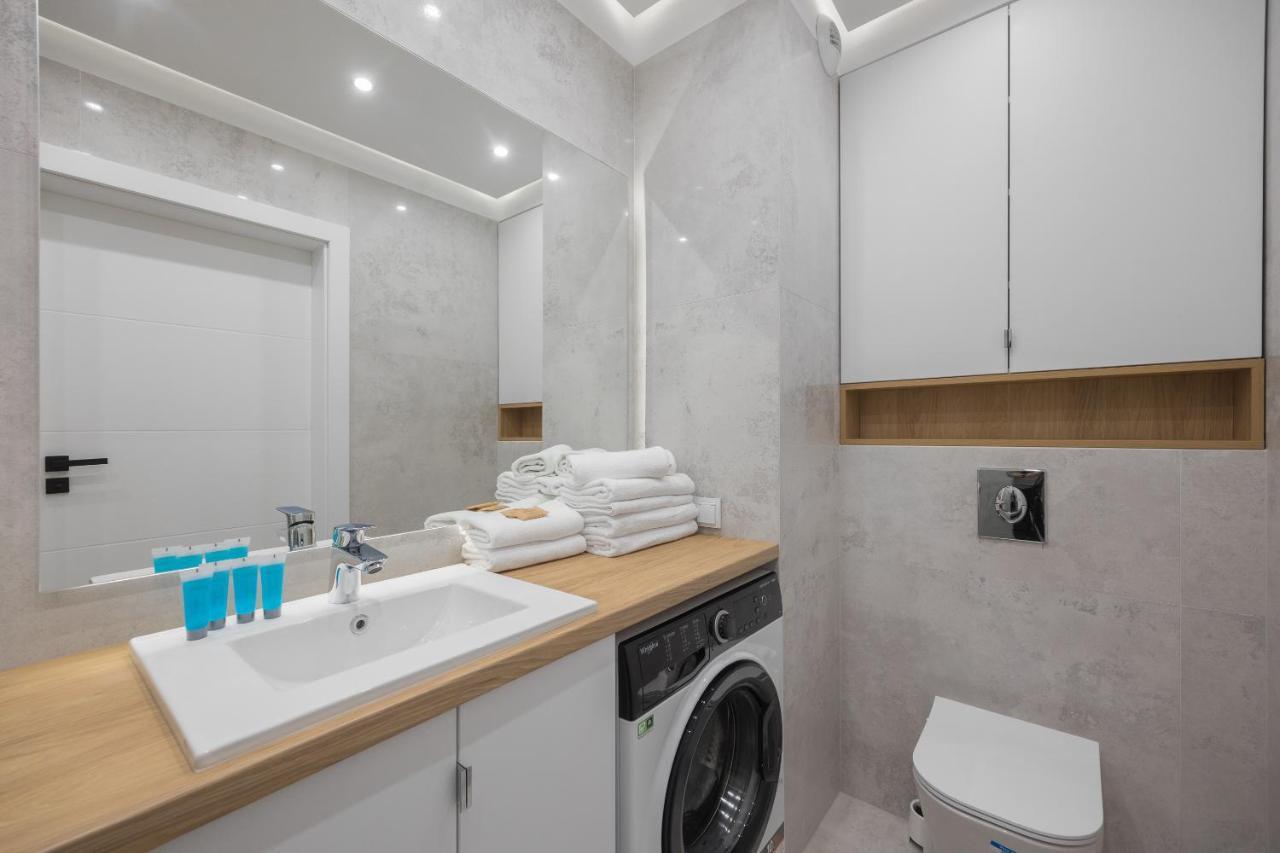 Aurora Prime Apartment Варшава Екстериор снимка