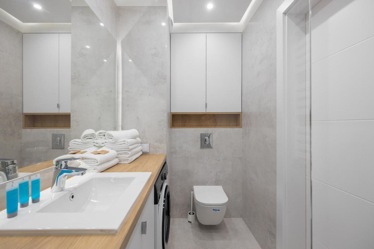 Aurora Prime Apartment Варшава Екстериор снимка
