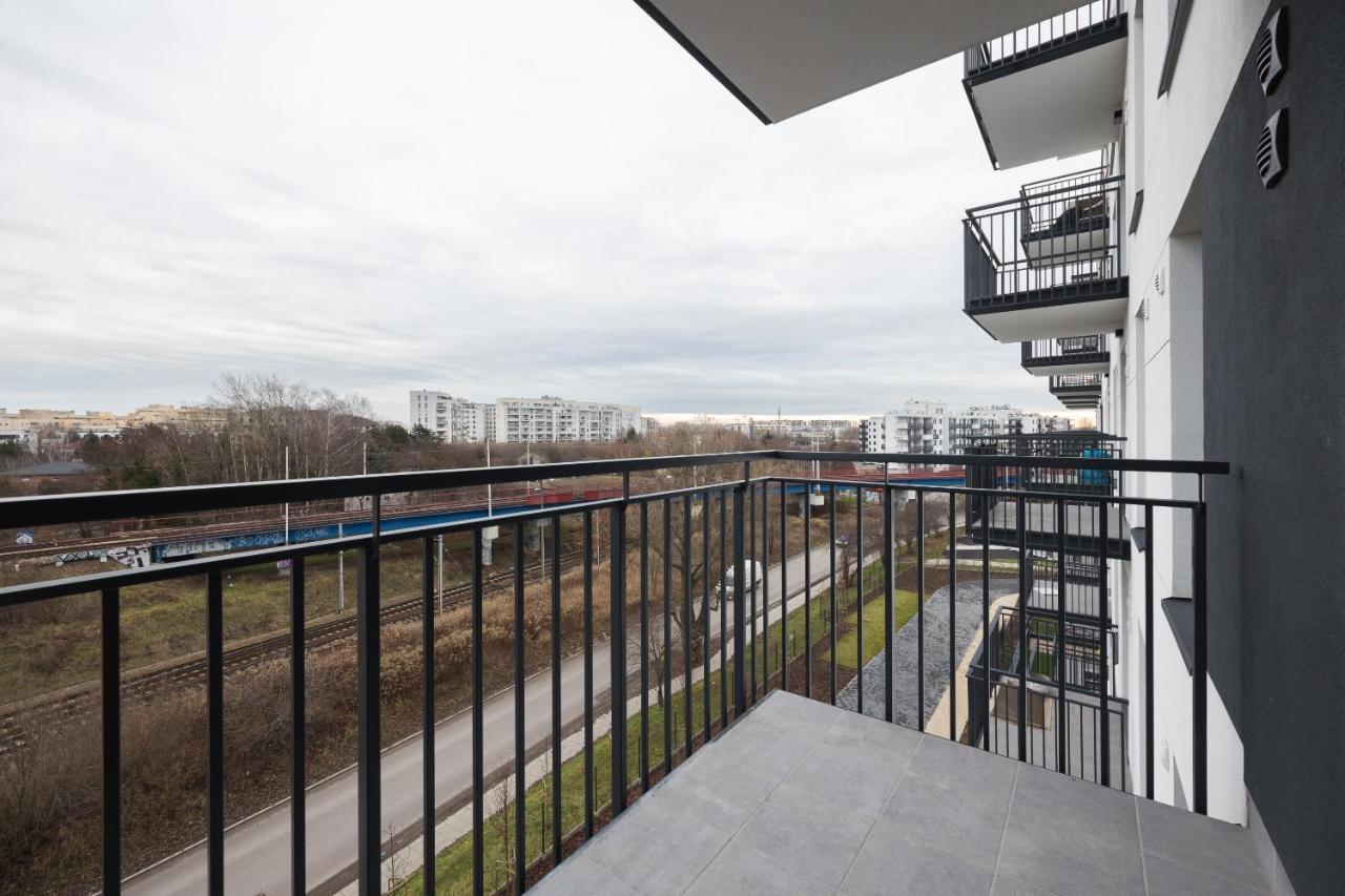 Aurora Prime Apartment Варшава Екстериор снимка